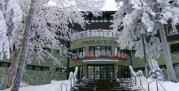 Skijanje na Sljemenu, Hotel Tomislavov dom*** – 2 dana, doručak za dvoje i ski karte za 849kn!