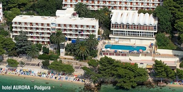 Podgora, Hotel Aurora*** – 2 ili 3 dana za dvoje s polupansionom i korištenjem bazena od 450kn!