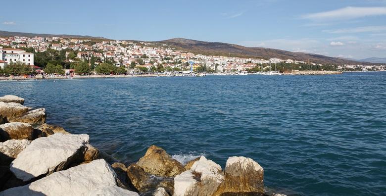 Crikvenica, Hotel Mediteran*** – 3 dana s polupansionom za dvoje uz korištenje bazena i hotelske plaže za 1.025kn!